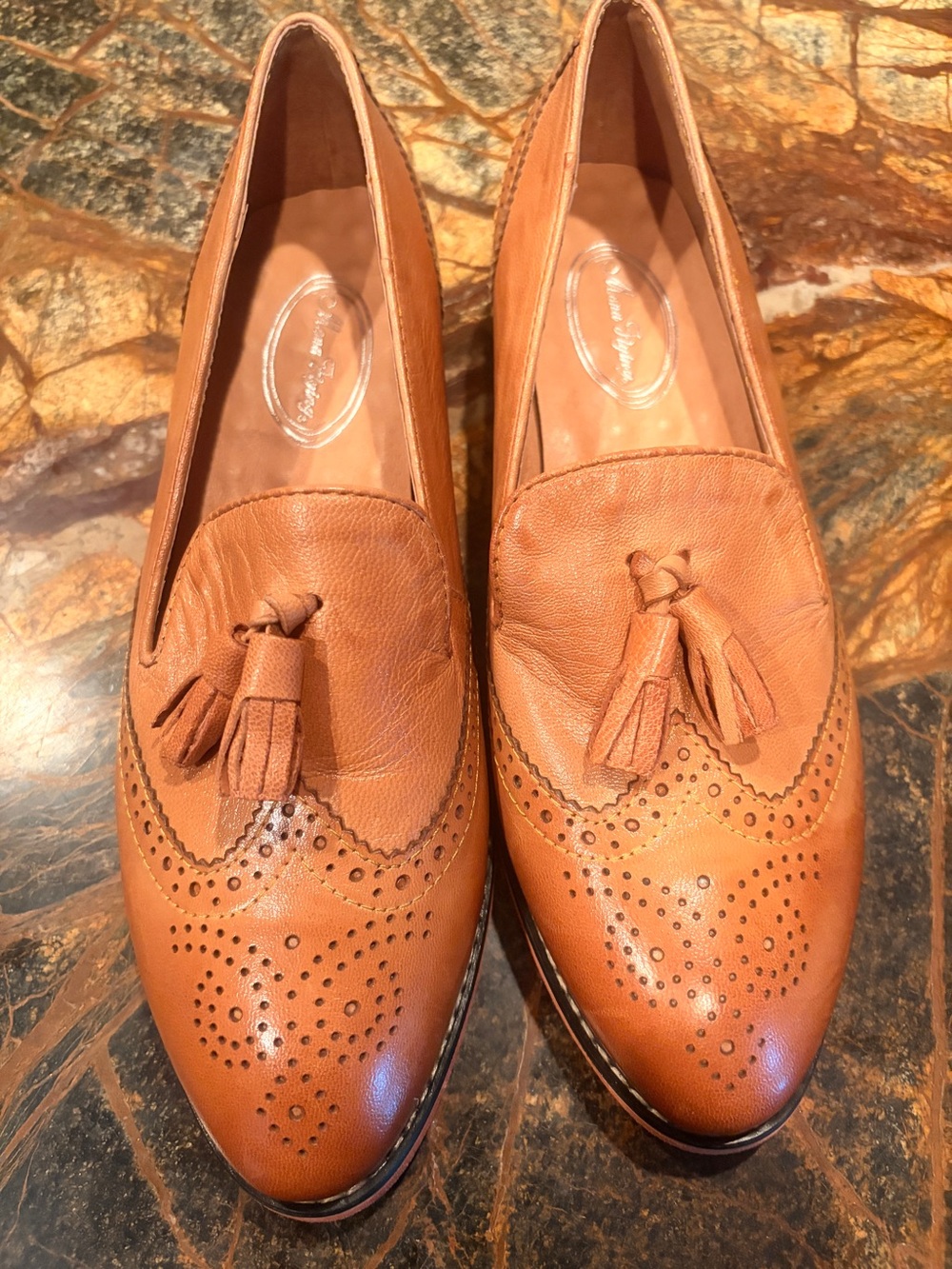Mina Flying Tassel Wingtip Loafers in Tan